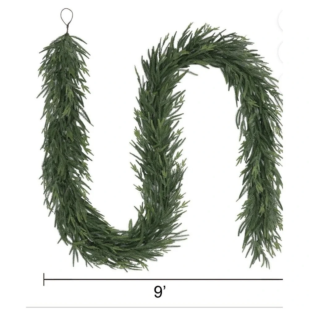 My Texas House 9ft Natural Feel Norfolk Artificial Christmas Garland